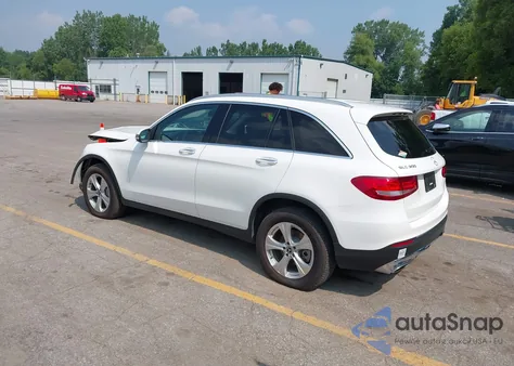 2018 Mercedes-Benz Glc 300 from USA, damaged, VIN WDC0G4JBXJV033055